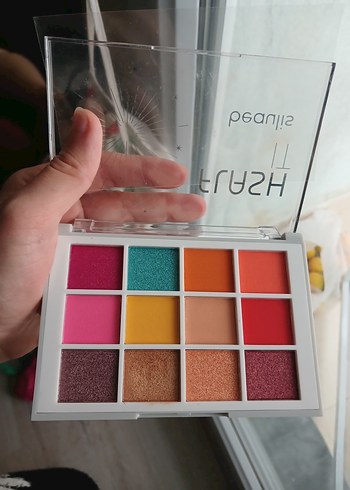 Canlı Renkli Göz Farı Paleti - Görsel 4