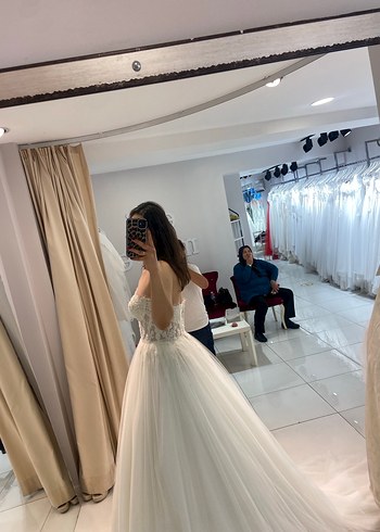 36 Beden beyaz Renk Straplez A Kesim Helen gelinlik
