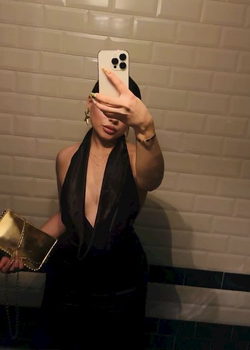 Zara Siyah Drapeli Uzun Straplez Gece Elbisesi