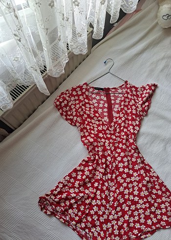 Kırmızı Çiçek Desenli V Yaka Midi Vintage Elbise
