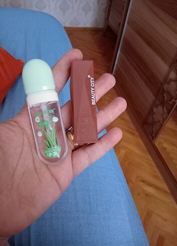 Diğer Mat ruj