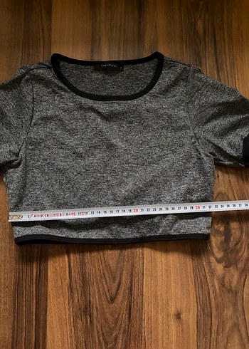 Kadın Gri Kısa Kollu Crop Top - Görsel 3