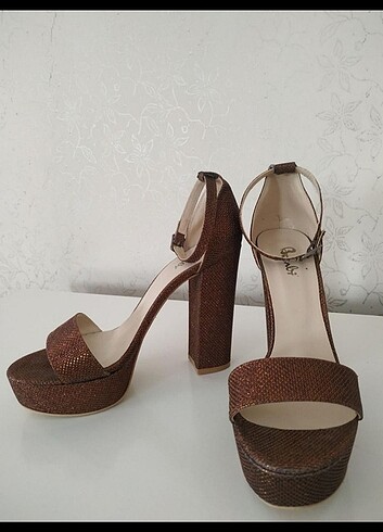 39 Beden kahverengi Renk Kadın Topuklu Ayakkabı 
