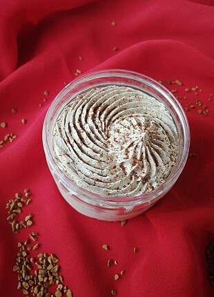 Coffee Reader Duşta köpüren peeling