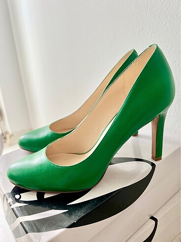 Nine West Stiletto