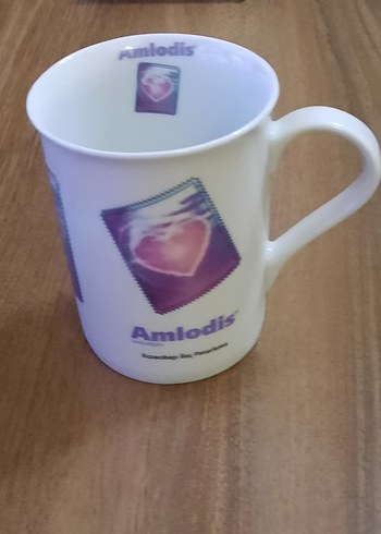 Beyaz Baskılı Pastel Kupa