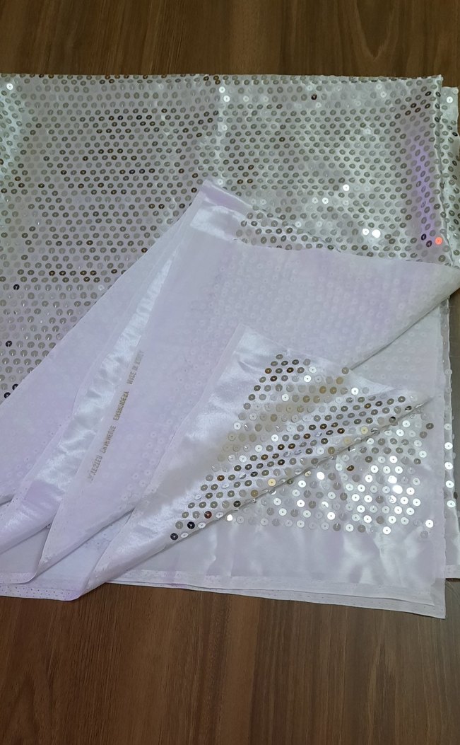 Parlak pullu parça kumaş - Görsel 2