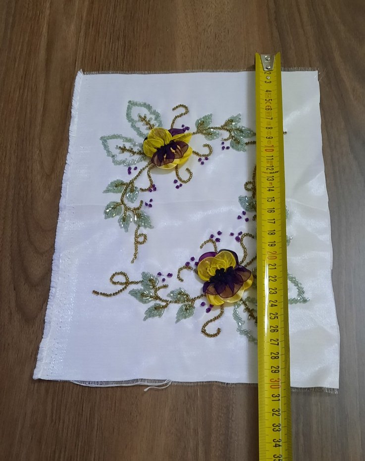 Nakışlı Beyaz Örtü - Görsel 2