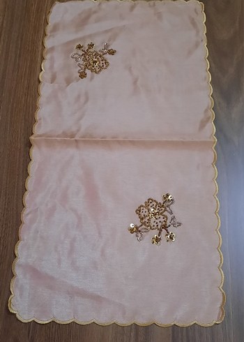 Nakışlı Bej Masa Örtüsü - Görsel 4
