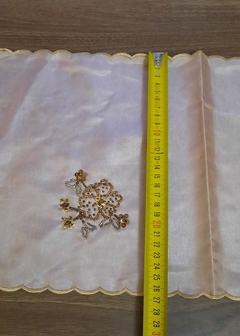 Nakışlı Bej Masa Örtüsü - Görsel 2