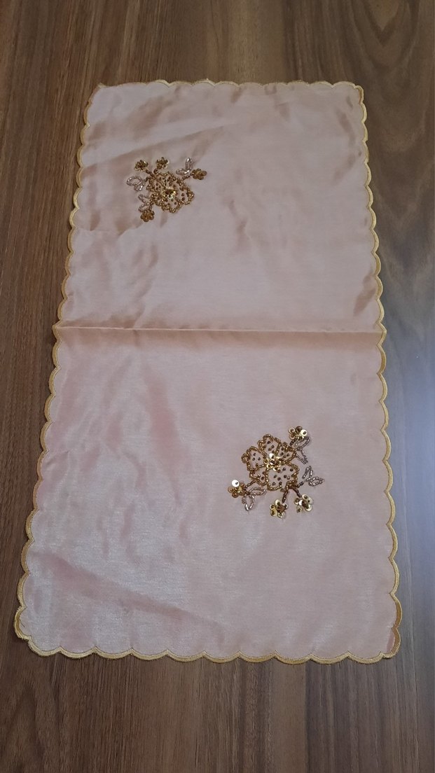 Nakışlı Bej Masa Örtüsü - Görsel 4