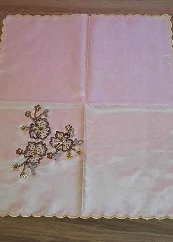 Nakışlı Pastel Masa Örtüsü - Görsel 4