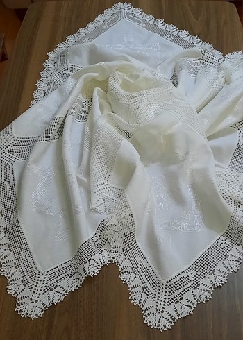 Beyaz Masa Örtüsü el emeği - Görsel 3