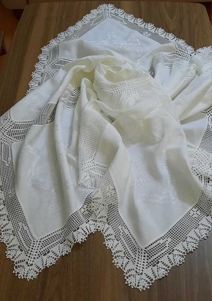 Beyaz Masa Örtüsü el emeği - Görsel 3
