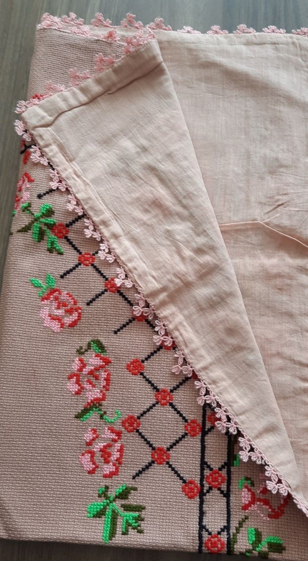 Çiçek İşlemeli El Yapımı seccade - Görsel 3