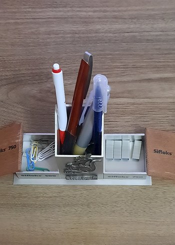 masa üstü aksesuar