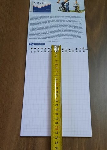 Beyaz Parlak Spiralli Kareli Not Defteri - Görsel 2