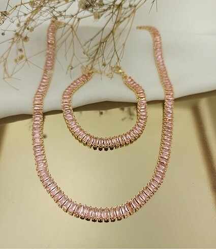 SU YOLU VİP KOLYE PEMBE ve YEŞİL