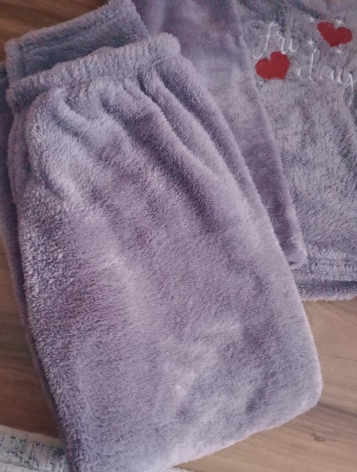 Kadın Peluş Pijama Takımı - Görsel 3