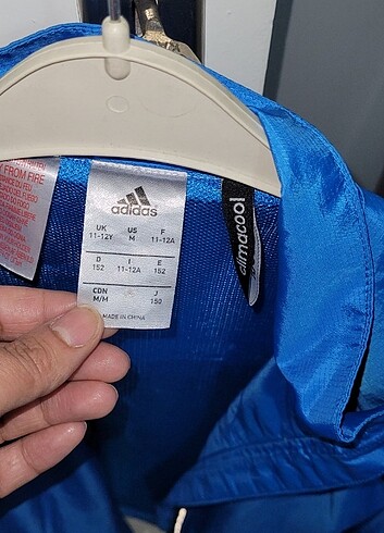 Adidas Adidas orjinal mevsimlik ince mont 12 yaş