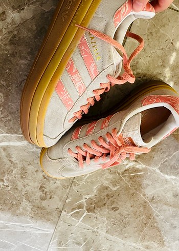 Adidas Orijinal Adidas Spor Ayakkabı