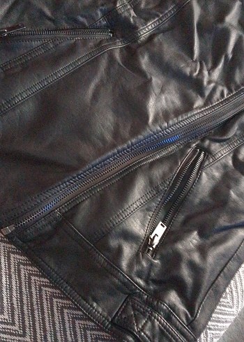 38 Beden siyah Renk Siyah Deri Kolsuz Biker Yelek