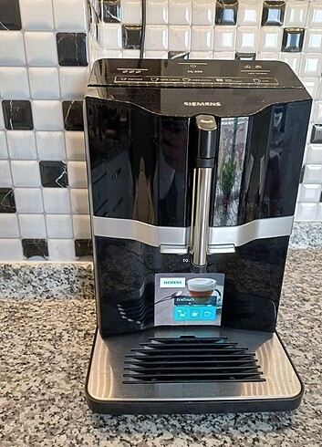 Siemens EQ300 Otomatik Kahve Makinesi Espresso Makinesi