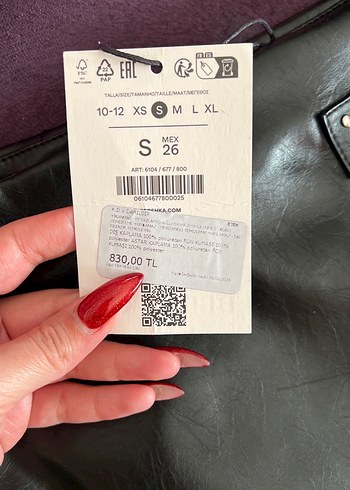 Tokalı Siyah Deri Mini Şort - Görsel 2