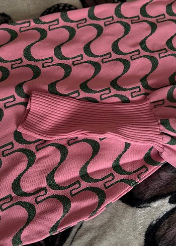 Pembe Yılan Desenli Uzun Kollu Triko Elbise - Görsel 3