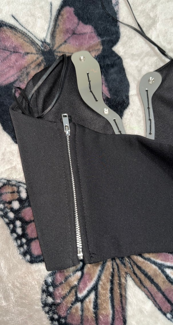 Siyah Payetli Yılan Desenli Straplez Büstiyer - Görsel 5