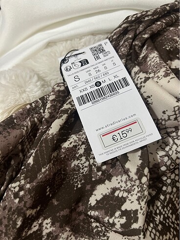 s Beden Stradivarius yilan desenli body suit