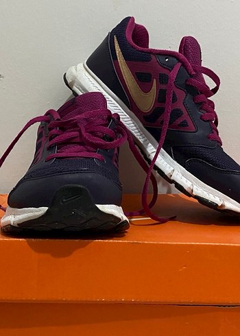 Nike Spor Ayakkabı - Görsel 3