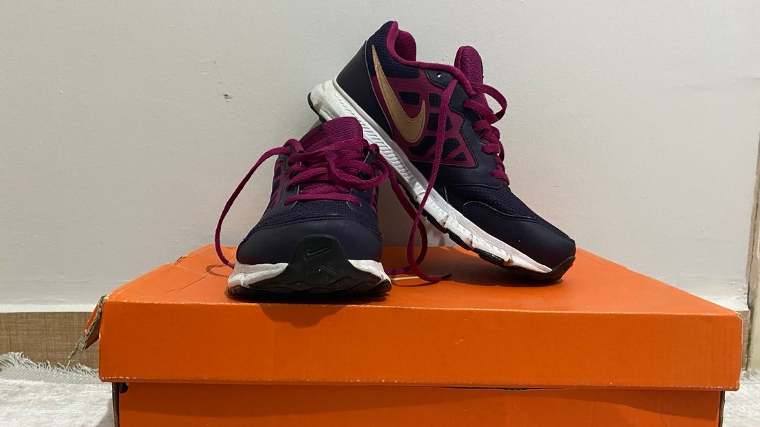 Nike Spor Ayakkabı - Görsel 3