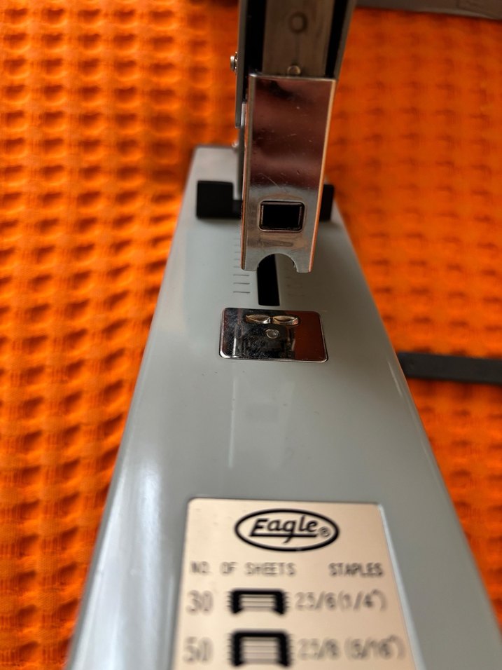 Eagle Ağır Hizmet Zımba Makinesi 938 Gri - Görsel 4