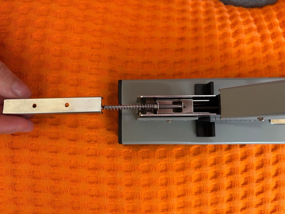 Eagle Ağır Hizmet Zımba Makinesi 938 Gri - Görsel 3