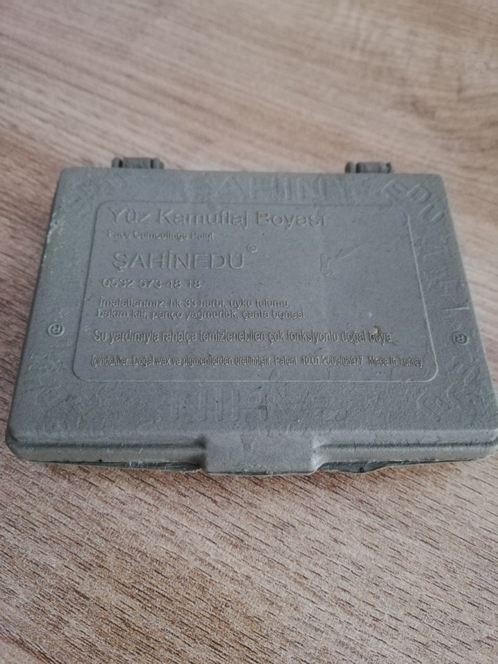 Çok Renkli aynalı kamuflaj boyası - Görsel 4