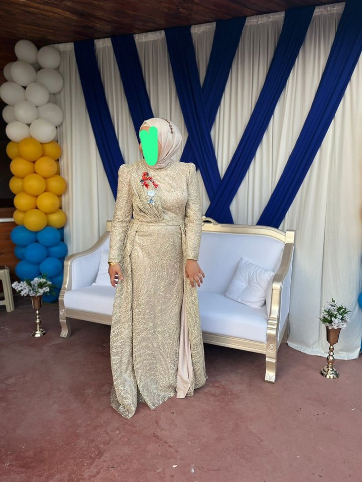 Bej İşlemeli Uzun Kol Drapeli Nişan Elbisesi - Görsel 2