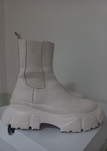 Beyaz Platform Topuklu Kadın Bot - Görsel 3