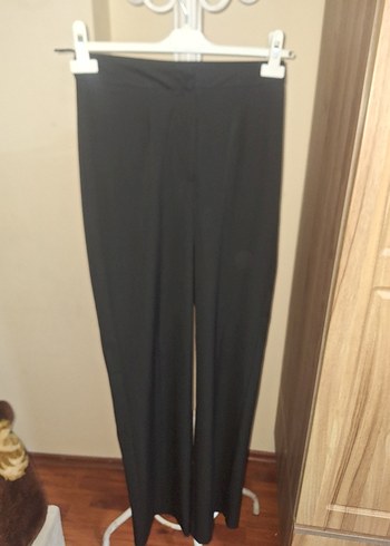 Kadın Siyah Uzun Kumaş Pantolon - Görsel 3