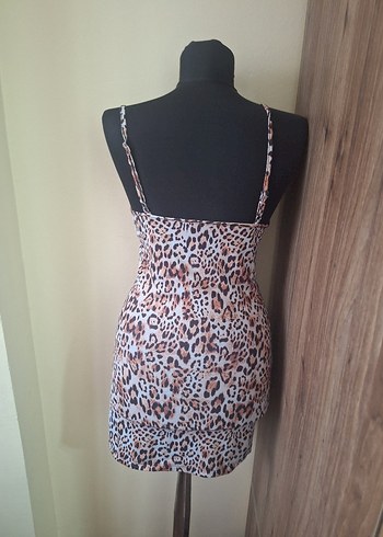 Leopar Desenli İnce Askılı Mini Gecelik - Görsel 3