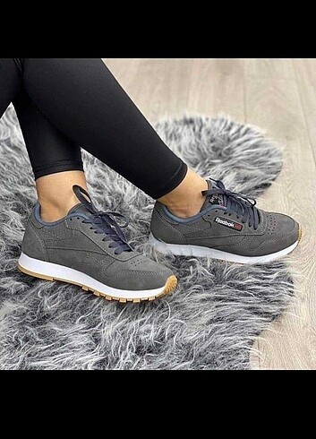Reebok spor ayakkabı 