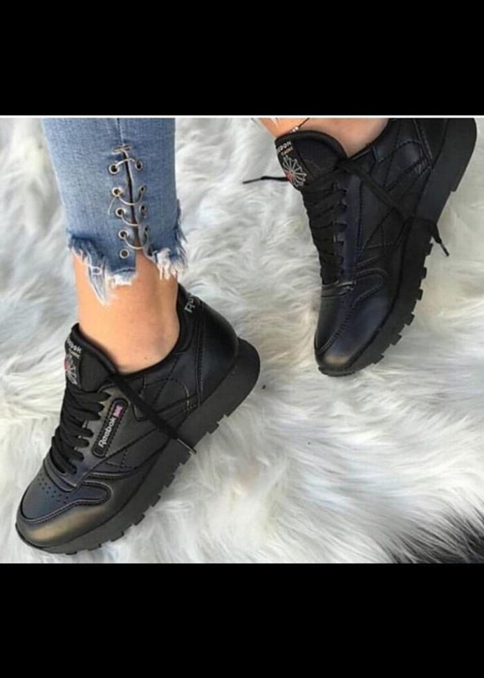 Siyah spor ayakkabi  - Görsel 2