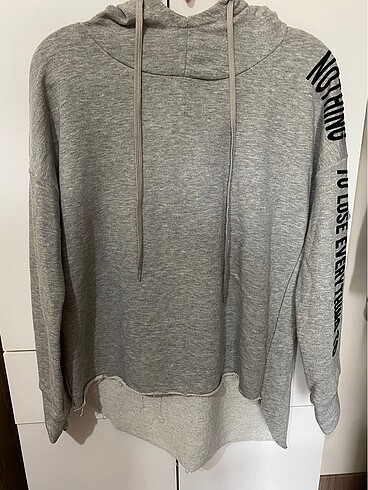 Kapüşonlu sweatshirt