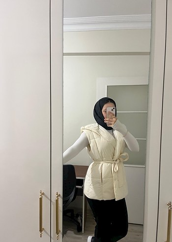 Kadın Beyaz Midi Şişme Yelek - Görsel 2