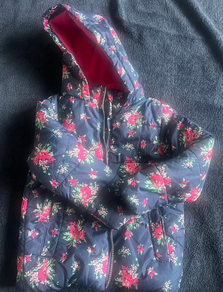 Çiçek Desenli Kapüşonlu Kız Mont - Görsel 2