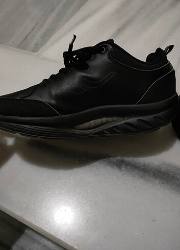 38 Beden siyah Renk Lescon Spor Ayakkabı