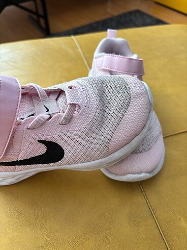 Nike kız çocuk ayakkabı