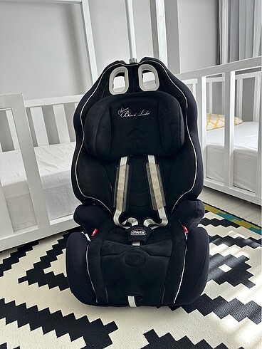 Oto koltugu Chicco Neptune Black Label