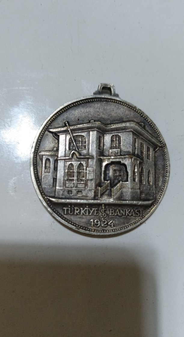 1974 Türkiye İş Bankası Vintage Rozet - Görsel 2