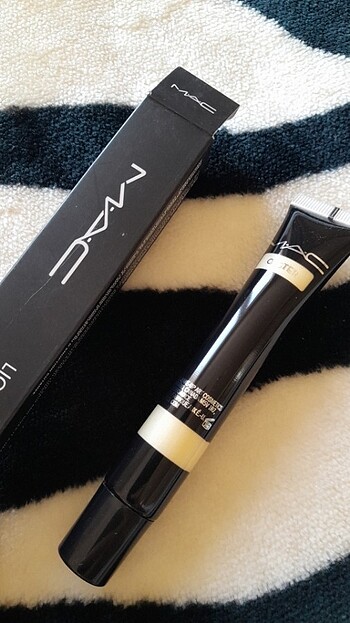 Beden Mac likit bighlighter